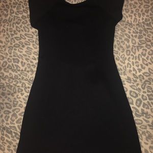 Mini black dress. (96% Rayon,4% spandex)
